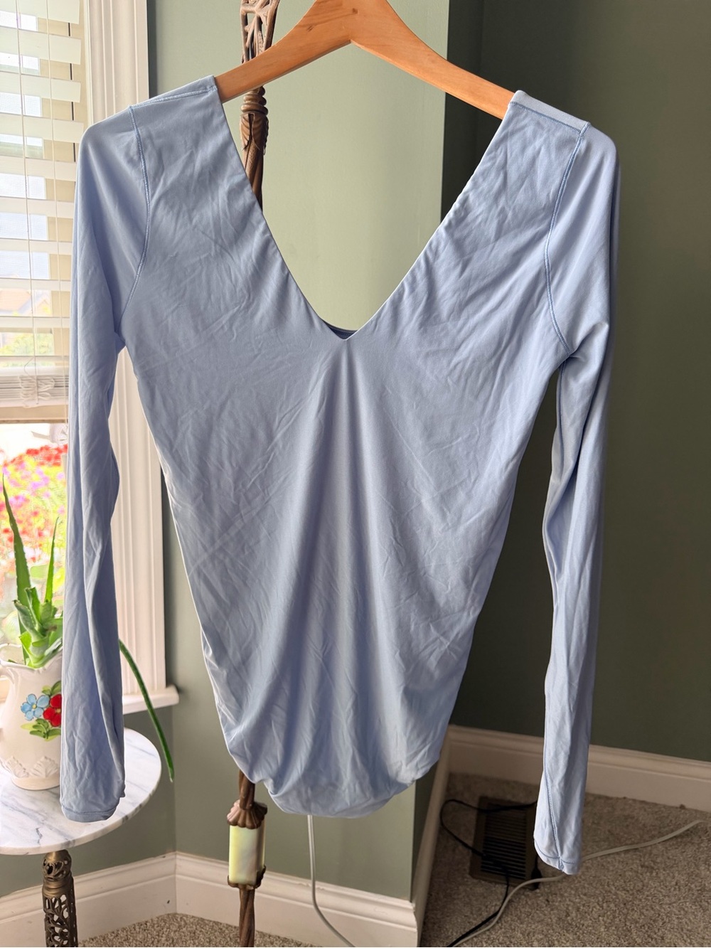 GT-0047 Aerie Real Me Blue Long Sleeve V Neck Bodysuit XL Balletcore